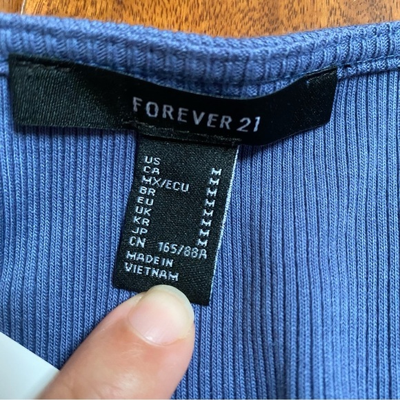 NEW Forever 21 Womens Sweater Medium Cropped Long Sleeve Blue Lightweight Knit - Picture 5 of 6